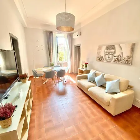 Apartament Upi-up Staying