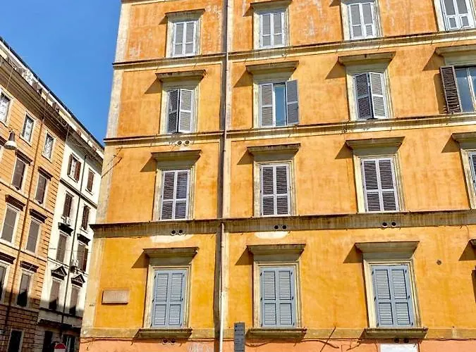 Upi-up Staying * Roma